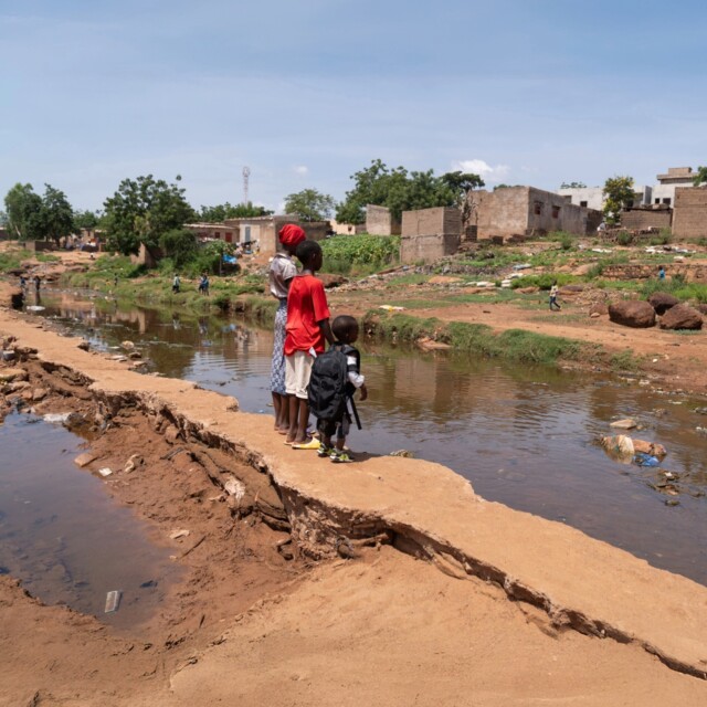 C Limate Change Xexpoitation