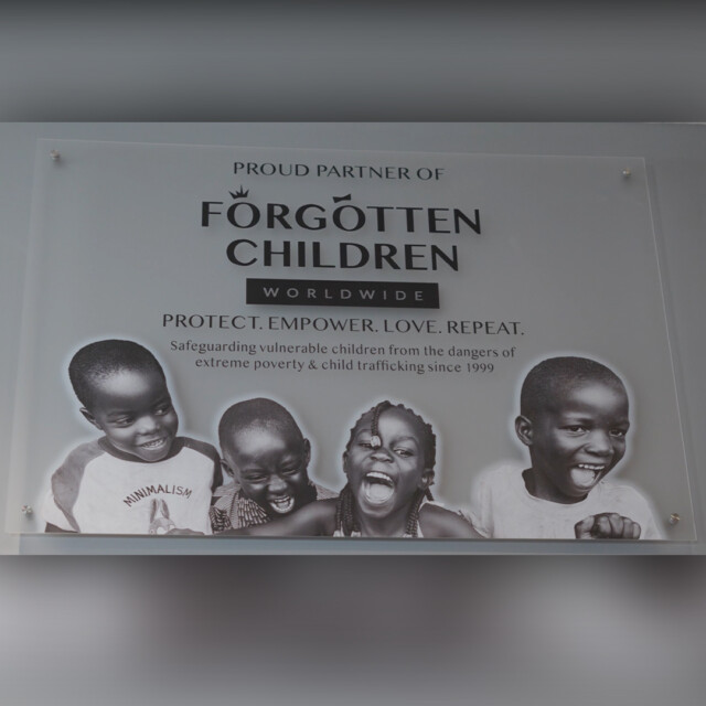 Business Partner Sign